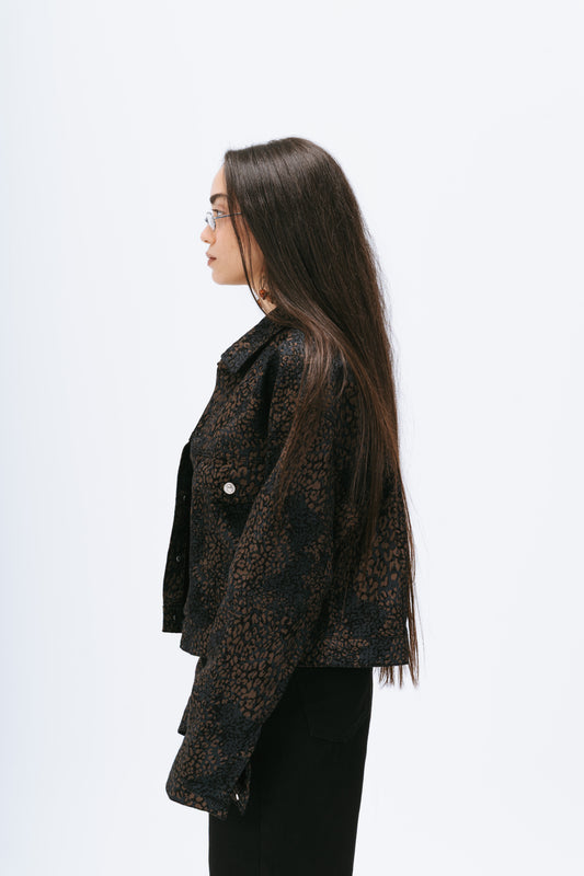 Tiger jacket in black