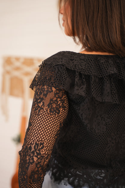 Amour Lace Top in black